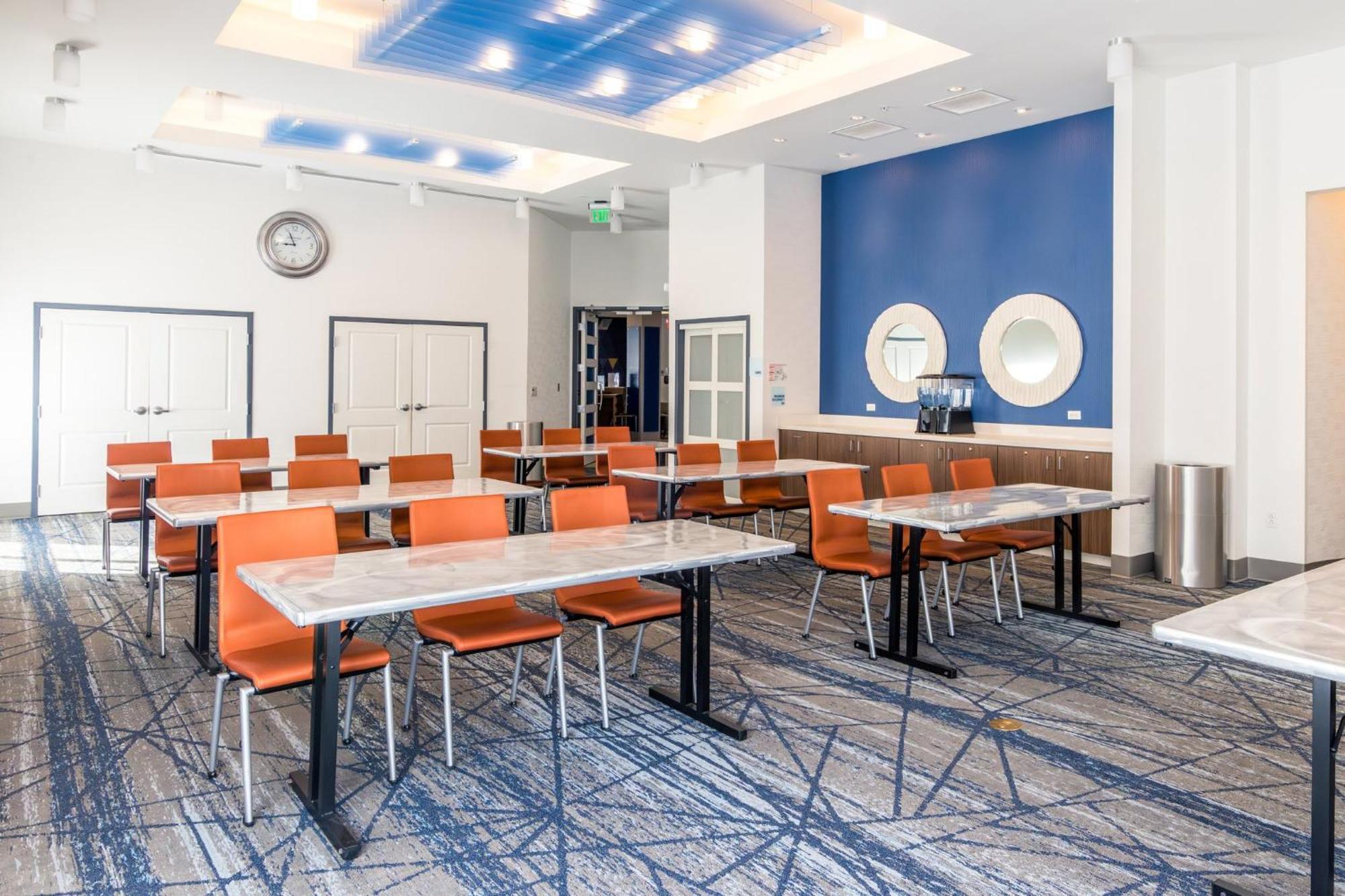 Holiday Inn Express & Suites Downtown Louisville By Ihg Extérieur photo